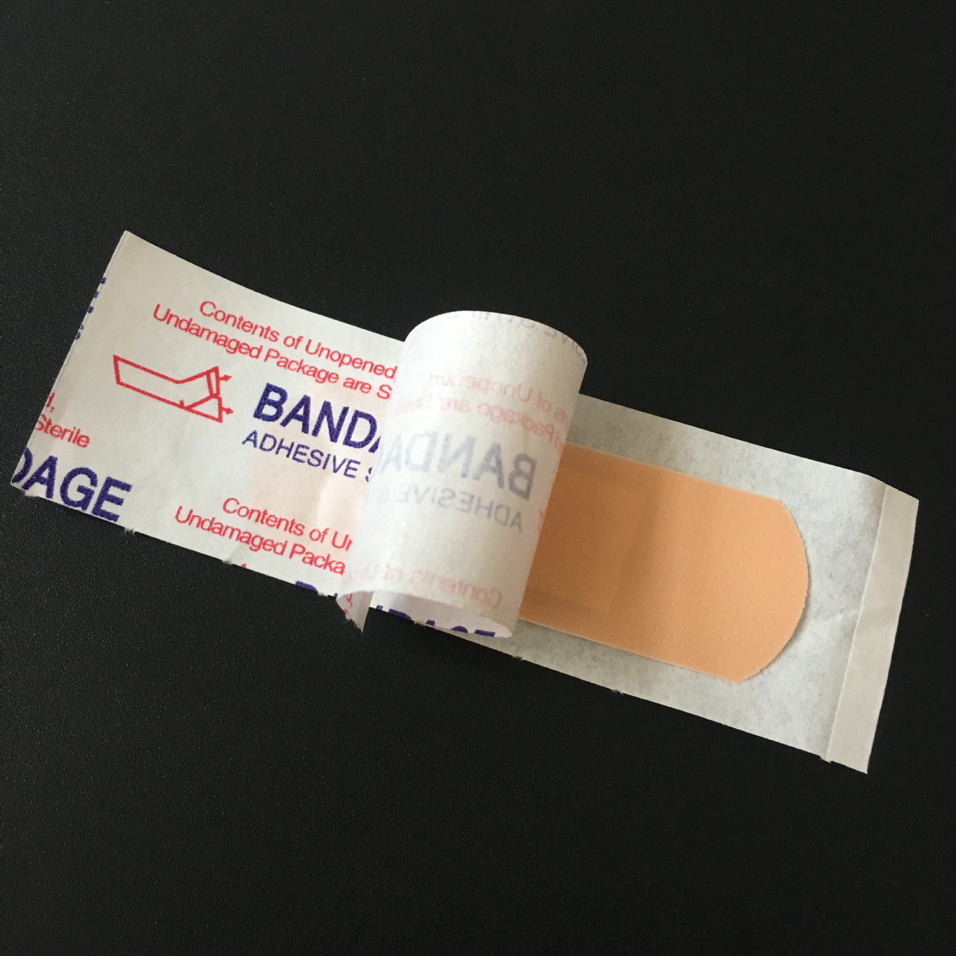 贸易一次性防护型创可贴肤色创可贴应急包配件独立包装透气创口贴