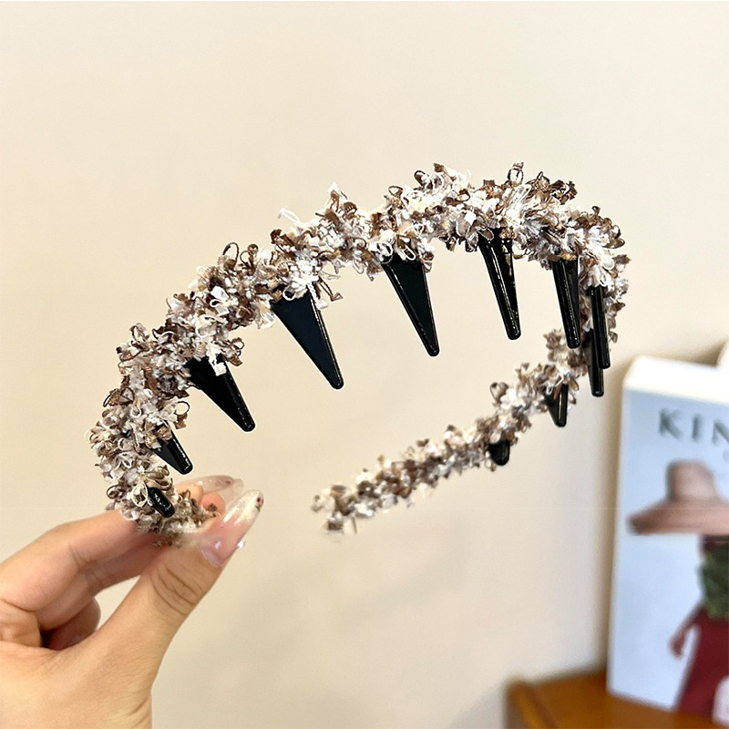 Temperamento trenzado ondas de cabello para mujeres 2024 nuevo tipo con dientes antideslizante lavado de cara de presión de cabello de cabello tocado de cráneo alto clip de cabello