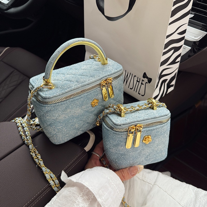 Bolso de cadena de moda de diamante para mujeres 2026 nuevo estilo pequeño bolso de viaje diario bolso de ocio simple bolso de mujer image 1
