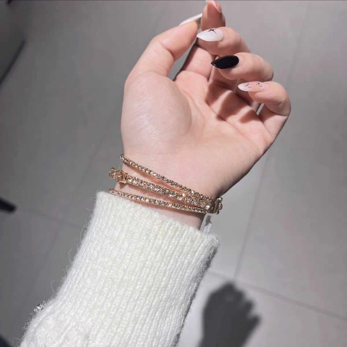 Pulsera de mujer de oro brillante con circonitas y múltiples capas, estilo retro, joyería exquisita y elegante para uso diario._voghion.com