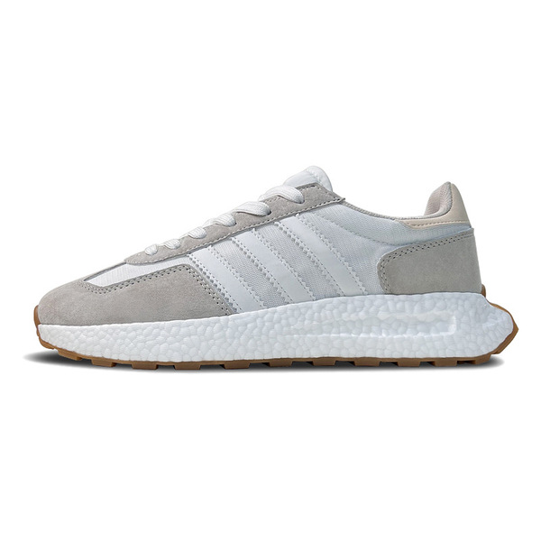Universal sneakers