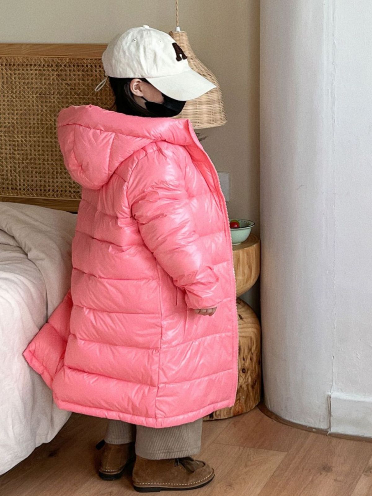 Chaqueta de invierno para niños ligero estilo coreano de longitud media otoño e invierno pato blanco abajo chaqueta para niños top