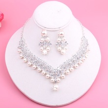新款新娘项链 珍珠项链结婚饰品 韩式新娘皇冠项链耳环三件套包邮