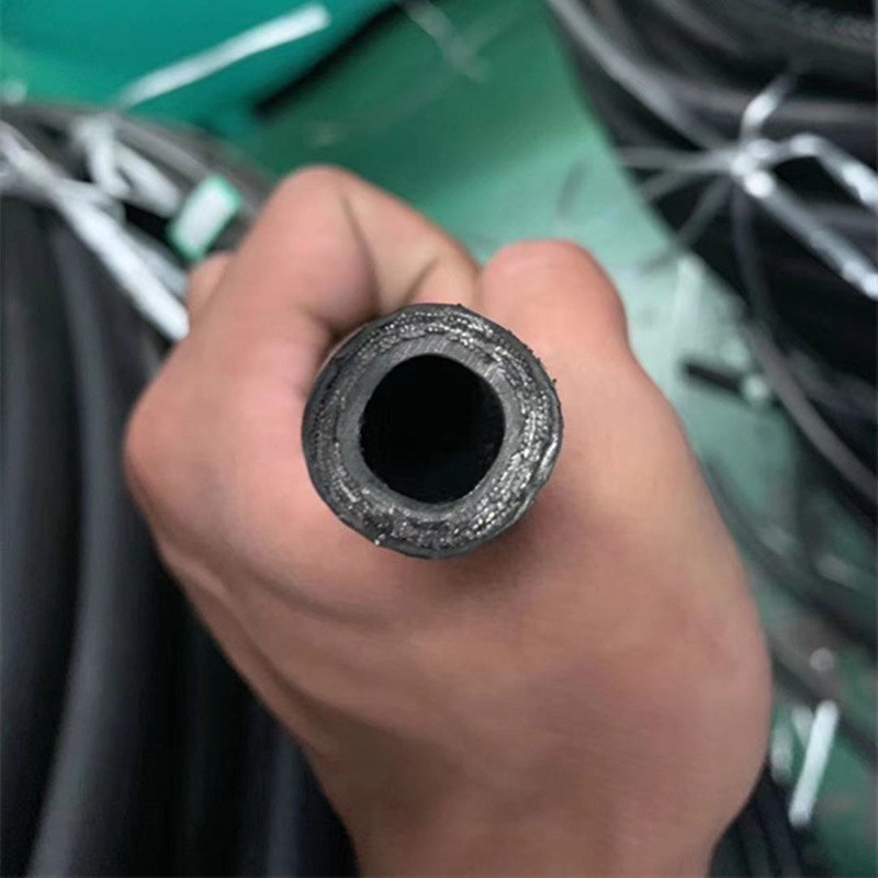 BAZA牌钢丝编织高压液压橡胶软管SAE R1 R2 DIN 1SN 2SN生产厂家