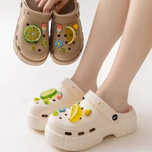 �ļ��¿�ɐ�ˮ�����w��ͨ����Ь�r�г���ܛ�����e����ЬŮ��Ӽ�