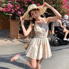 女性用水着 2025 新しいスタイル、ハイエンド、美しいワンピース スカート スタイル、太った女の子向け、肉感をカバー、控えめな海辺のリゾート スタイル
