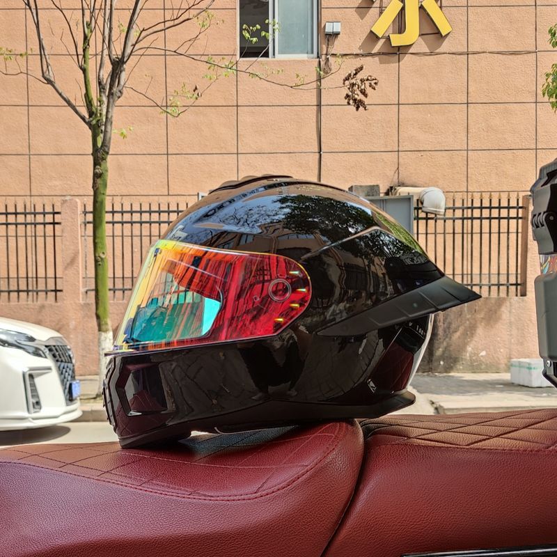 ORZ nuevo casco de motocicleta 3C casco completo de motocicleta para hombres y mujeres cuatro estaciones corriendo casco cola grande pareja Bluetooth