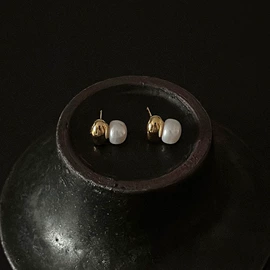 项链;耳钉;戒指