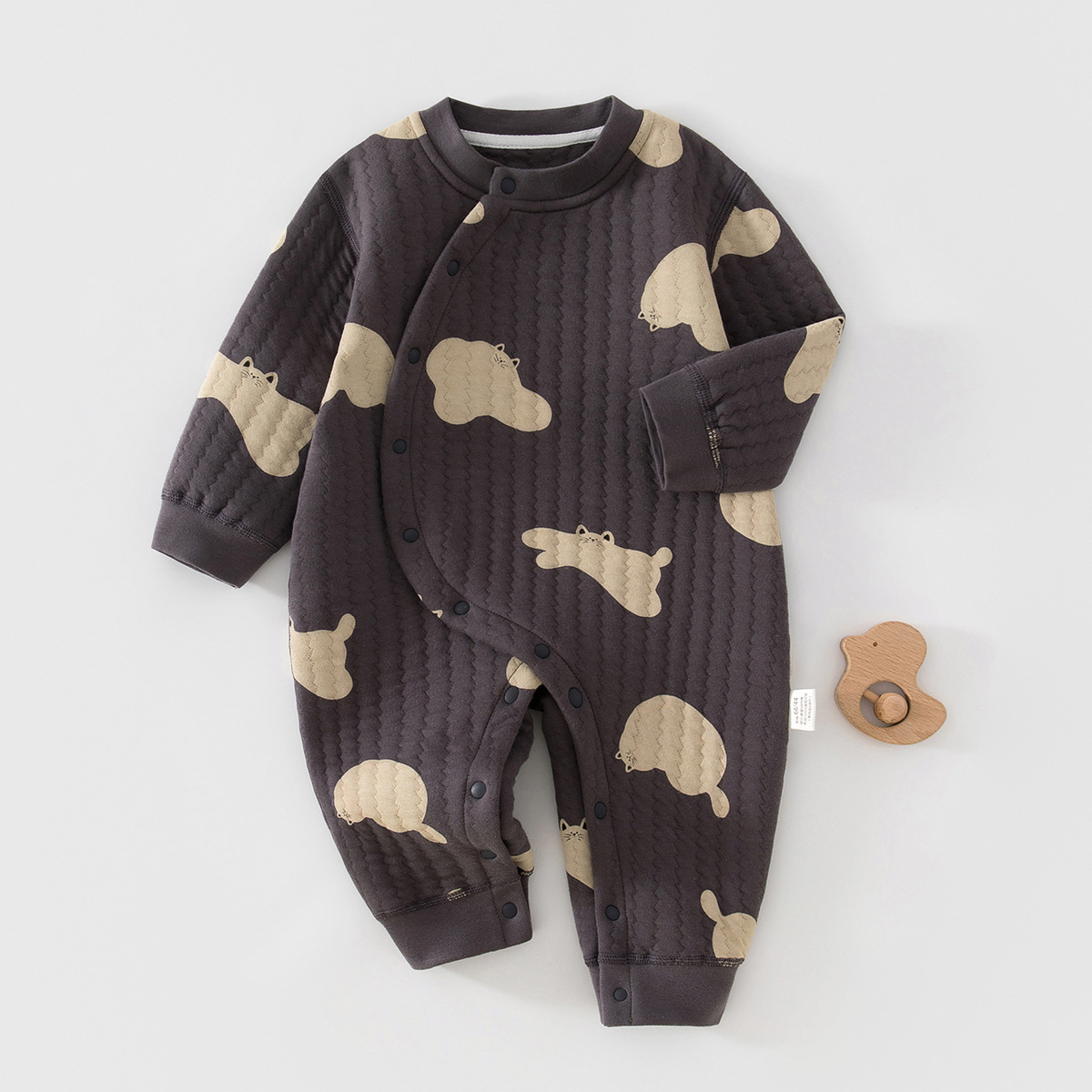 Uniforme de bebé otoño y invierno capa de aire caliente chaqueta para bebés en el hogar ropa de escalada de algodón intercalada ropa caliente
