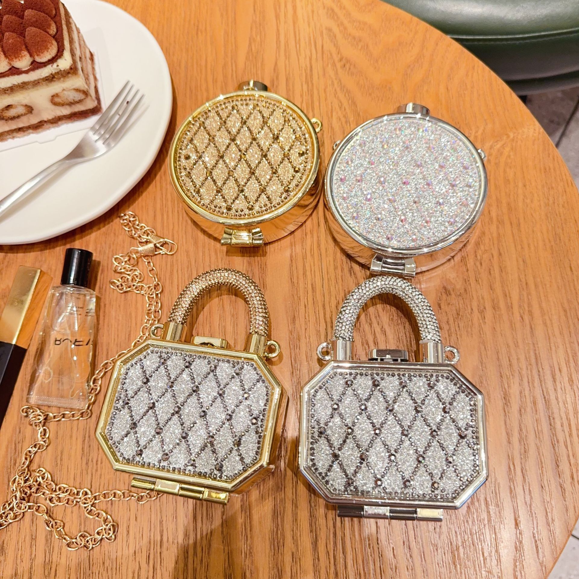 Mini borsa estiva in acrilico per donne e bambini con decorazioni in strass, elegante borsa dal design transfrontaliero unico_voghion.com