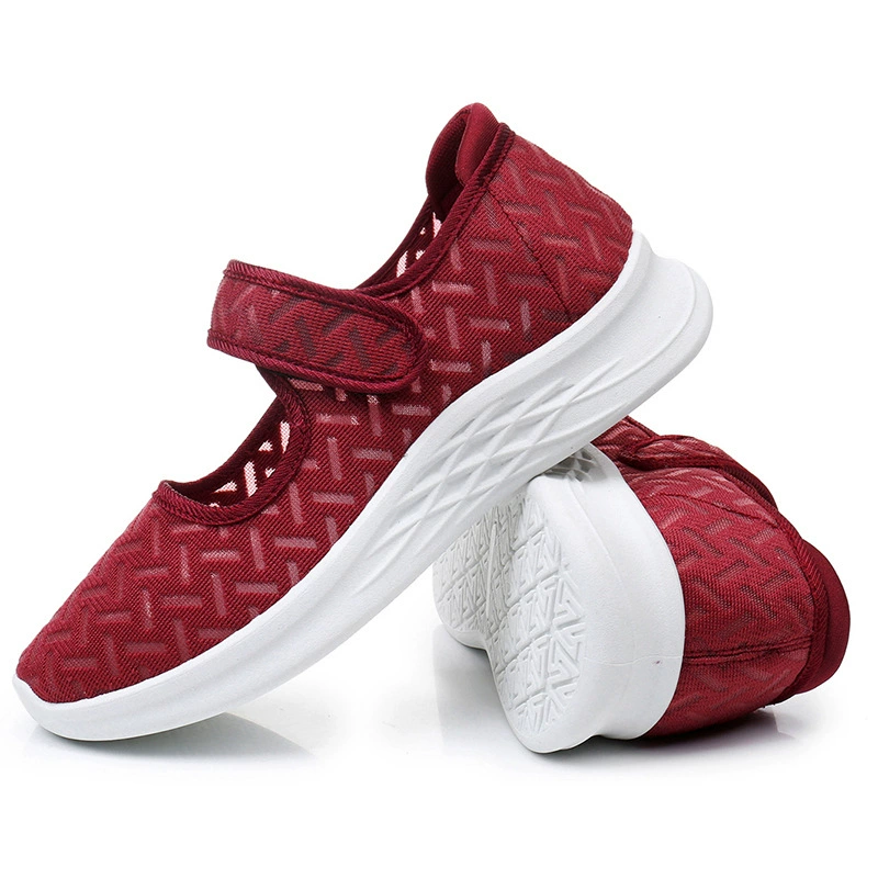 Женская обувь с мягкой подошвой материнская обувь, тканые туфли с полым мелким ртом, весенне-осенняя повседневная обувь для среднего возраста, женская обувь оптом