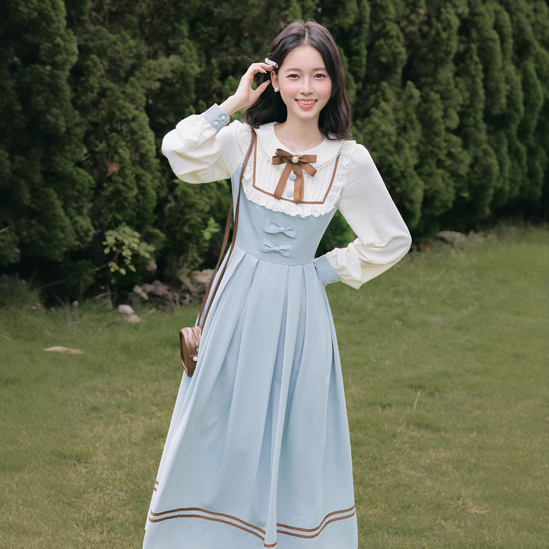Palace Preppy Style Age-Reducing Holiday Two-Piece Long-Sleeved Dress with Waist Slimming Princess Dress, Beautiful and Beautiful Little Skirt