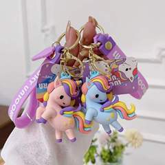 かわいい漫画の虹の馬のユニコーンのキーホルダーの掛け金の包みのカップルは車のカップルのins品を飾ります。