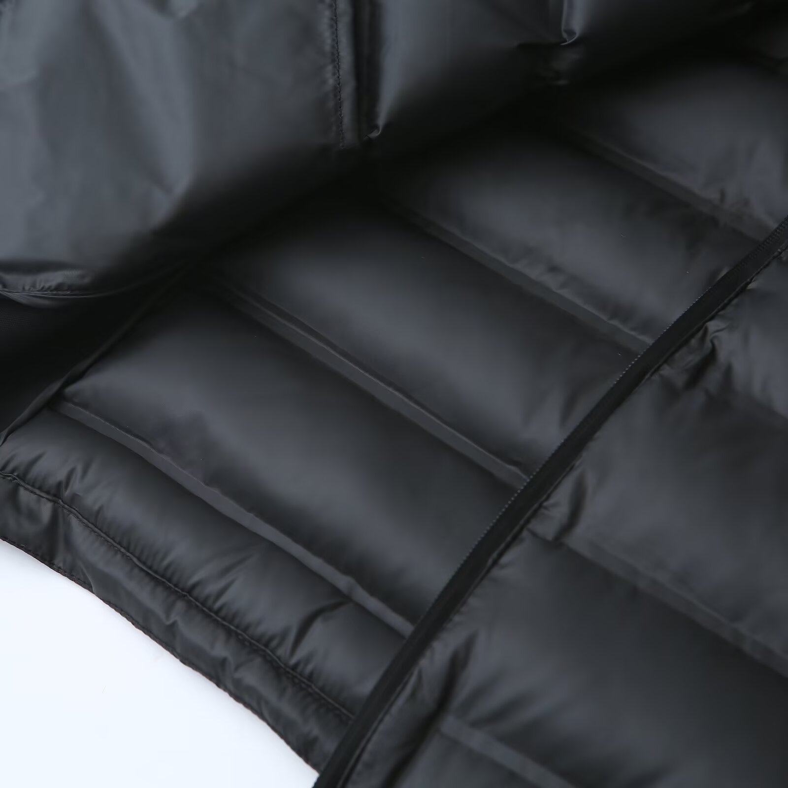 Slim-Fit Hooded Puffer Jacket For Women – Minimalist & Versatile Long Sleeve Coat, Lightweight Polyester Blend For Fall & Winter_voghion.com