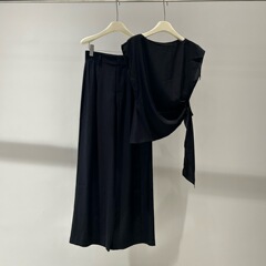 2025秋季新款女韩版气质百搭无袖上衣中长半裙套装Y683001