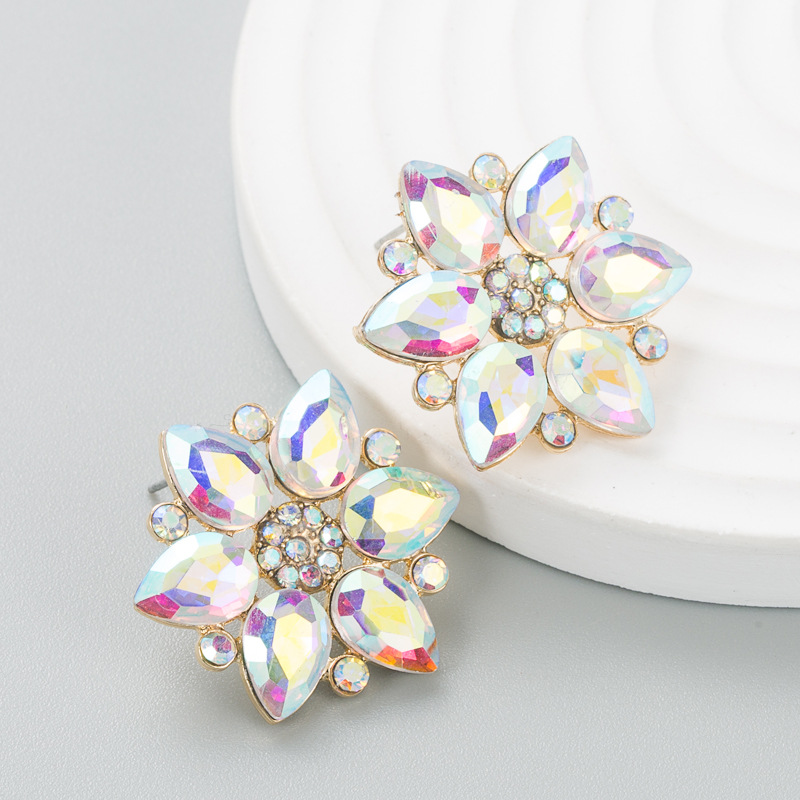 Fashion New Simple Shiny Alloy Diamond Flower Women's Earrings Wholesale display picture 4