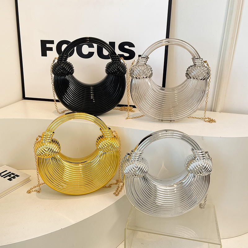 Bolsa tiracolo acolchoada em acrílico única para mulher, moda_voghion.com