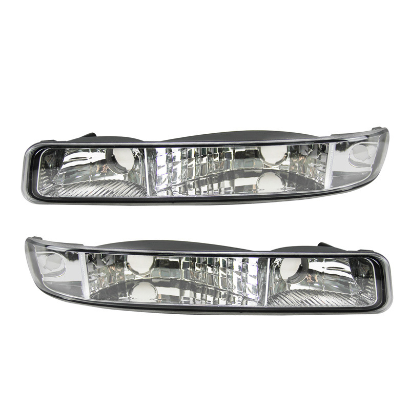 Aplicable a GMC 1999 - 2006 modelo de faro Sierra estándar americano modelo de galvanoplastia de halógeno medio conjunto original