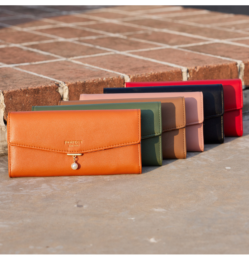 Women's Solid Color Pu Leather Hidden Buckle Wallets display picture 4