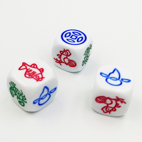 Fish, shrimp and crab dice, carved portable sieve, dice, money gourd, chicken dice, shrimp and fish, 1.8cm