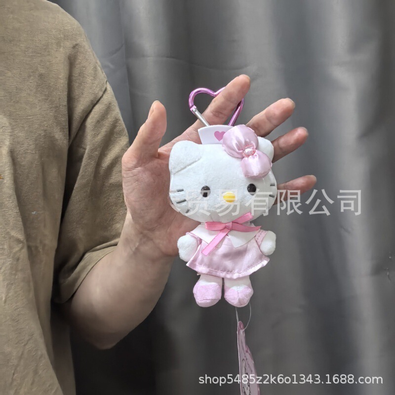 黑色草帽kitty帽宝宝挂件爱心扣公仔玩偶可爱赫本风挂饰钥匙扣|undefined