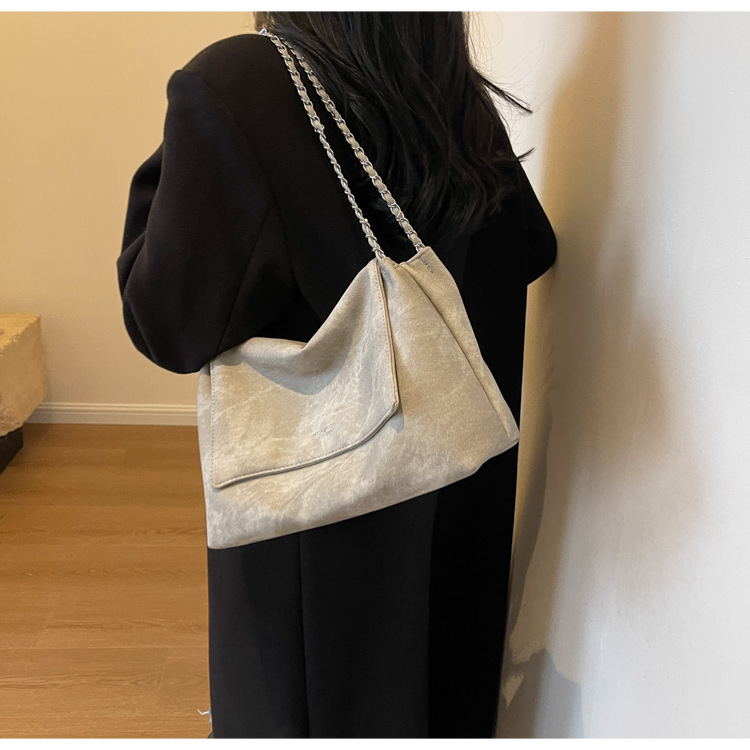 2023 Nieuwe Hot Selling Hoge Capaciteit Vrouwen Tas Geavanceerde Gevoel Draagtas Veelzijdige Een Schouder Crossbody Keten Tas_voghion.com