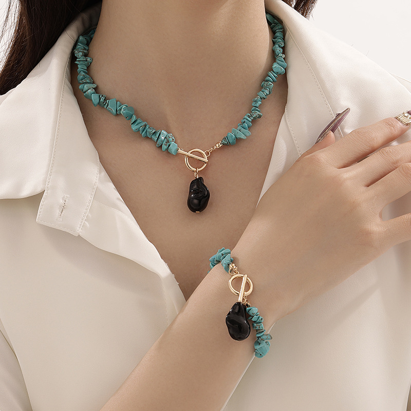 Conjunto de Joyería Europea y Americana, Cierre OT de Aleación Grande e Irregular, Elegante, Simple y Moderno, Collar y Pulsera Verde