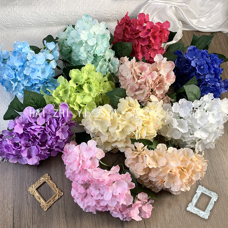 Artificial 5-Head Bouquet with 27 Hydrangea Flowers for Wedding Aisle Base, Fake Flower Arch Arrangement, 5-Branch Hydrangea Flower Export