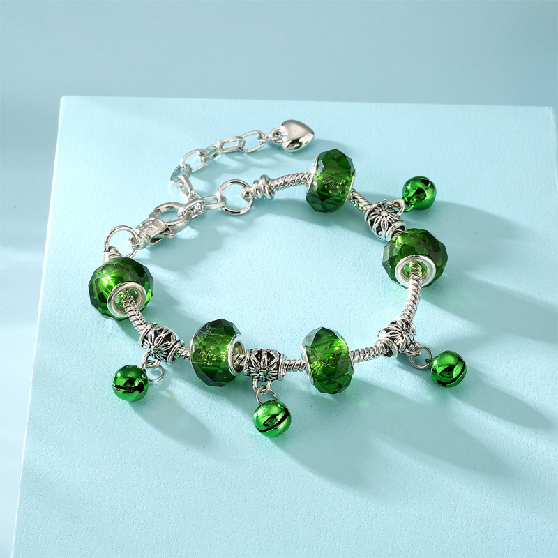 Popular europeo y americano ajustable cristal aleación electrochapado pequeña campana pulsera de Navidad fabricante en stock