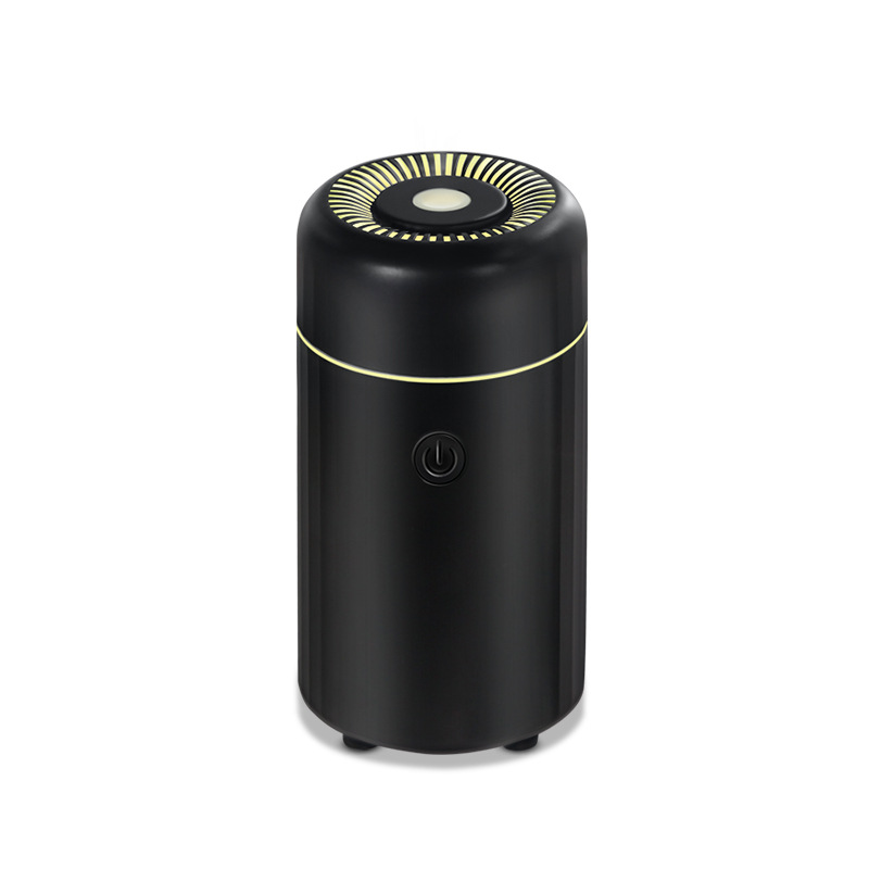 Amazon nuevo mini coche aromaterapia spray gran volumen niebla coche humidificador USB coche aromaterapia máquina colorido