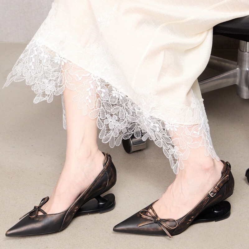 In Stock, Ships Instantly! French-Style Bowknot, High-End Pointed-Toe Retro Shoes with a Distressed Finish, Shallow Mouth, Pointed-Toe Single Shoes, Uniquely Shaped High Heels In Stock, Ships Instantly! French-Style Bowknot, High-End Pointed-Toe Retro Shoes with a Distressed Finish, Shallow Mouth, Pointed-Toe Single Shoes, Uniquely Shaped High Heels