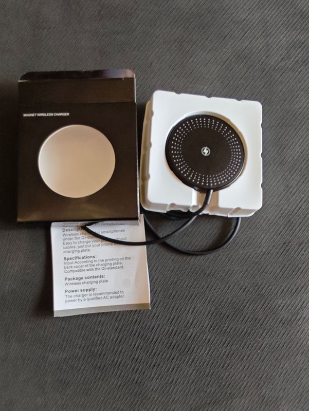 Amazon 越境売れ筋ワイヤレス充電器スポット磁気スリーインワンワイヤレス充電デスクトップ充電ステーション急速充電|undefined