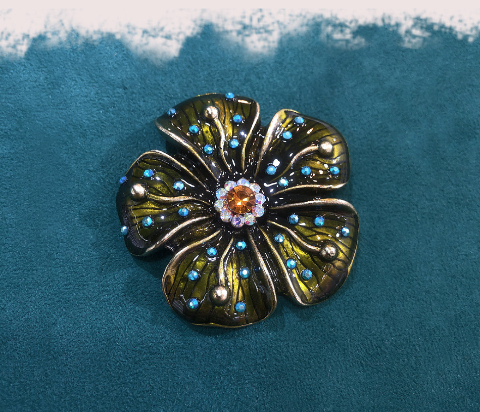 Retro Flower Alloy Plating Unisex Brooches display picture 5
