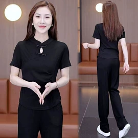 连衣裙;休闲裤;时尚休闲套装