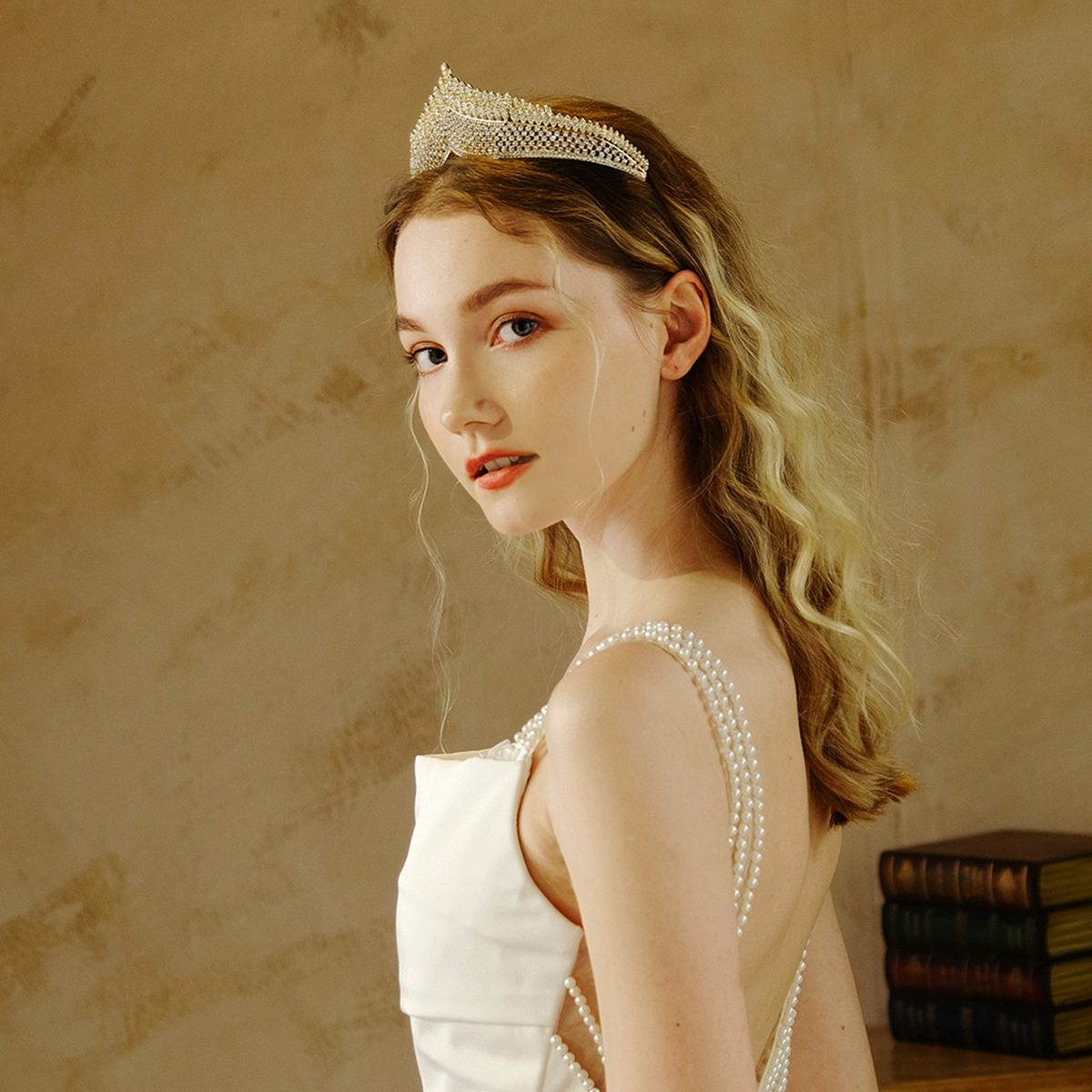 Korean Style Simple Bridal Crown Wedding Dress Accessories Princess Birthday Tiara Alloy Rhinestone Herringbone Crystal Crown