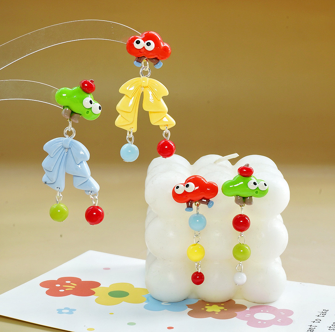 1 Pair Cartoon Style Clouds Bow Knot Plastic Resin Drop Earrings display picture 6