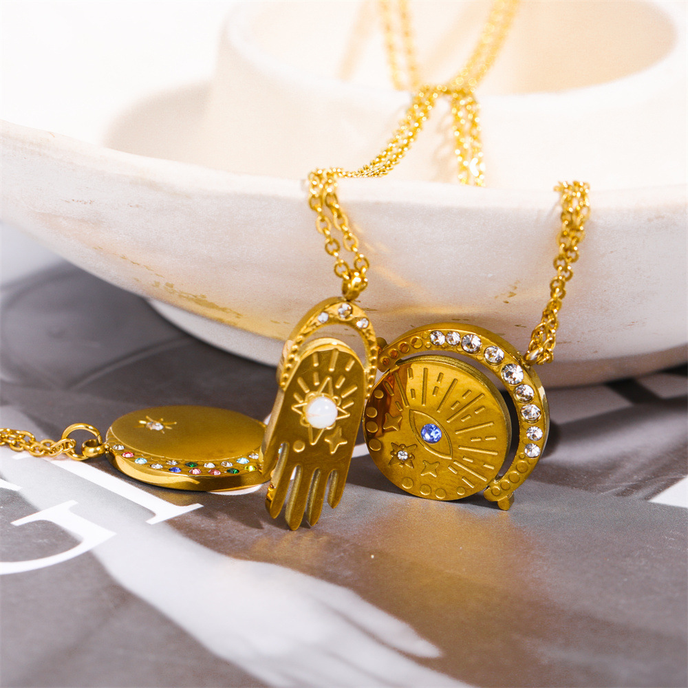 18K Gold Plated Plating Material PVD Coated 18K Gold Plated Devil's Eye Oval 304 Stainless Steel Basic Modern Style Classic Style Waterproof Non Tarnish 304 Stainless Steel Pendant Necklace