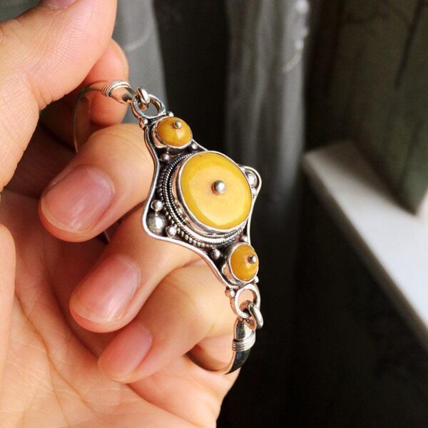 Yellow tourmaline elegant bracelet handmade wax agate natural stone