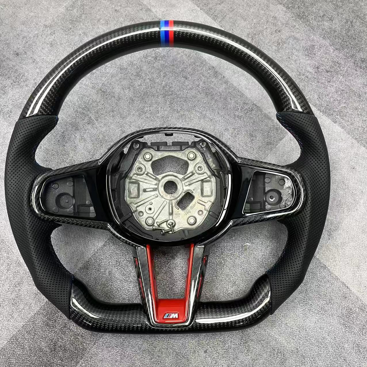 Manufacturer Customized Carbon Fiber Car Steering Wheel Modification Suitable for Bmw Series Cs Steering Wheel Processing Can Be Upgraded