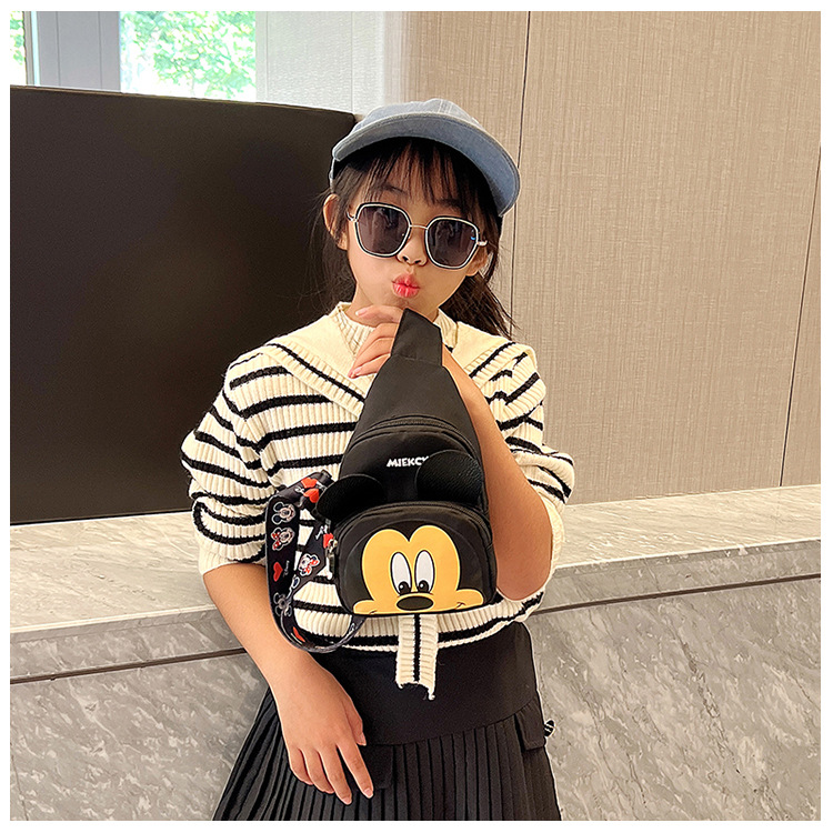 Cute mini new Korean-style children's bag, fashionable cartoon shopping trend 2022 crossbody bag for boys and girls, chest bag undefined