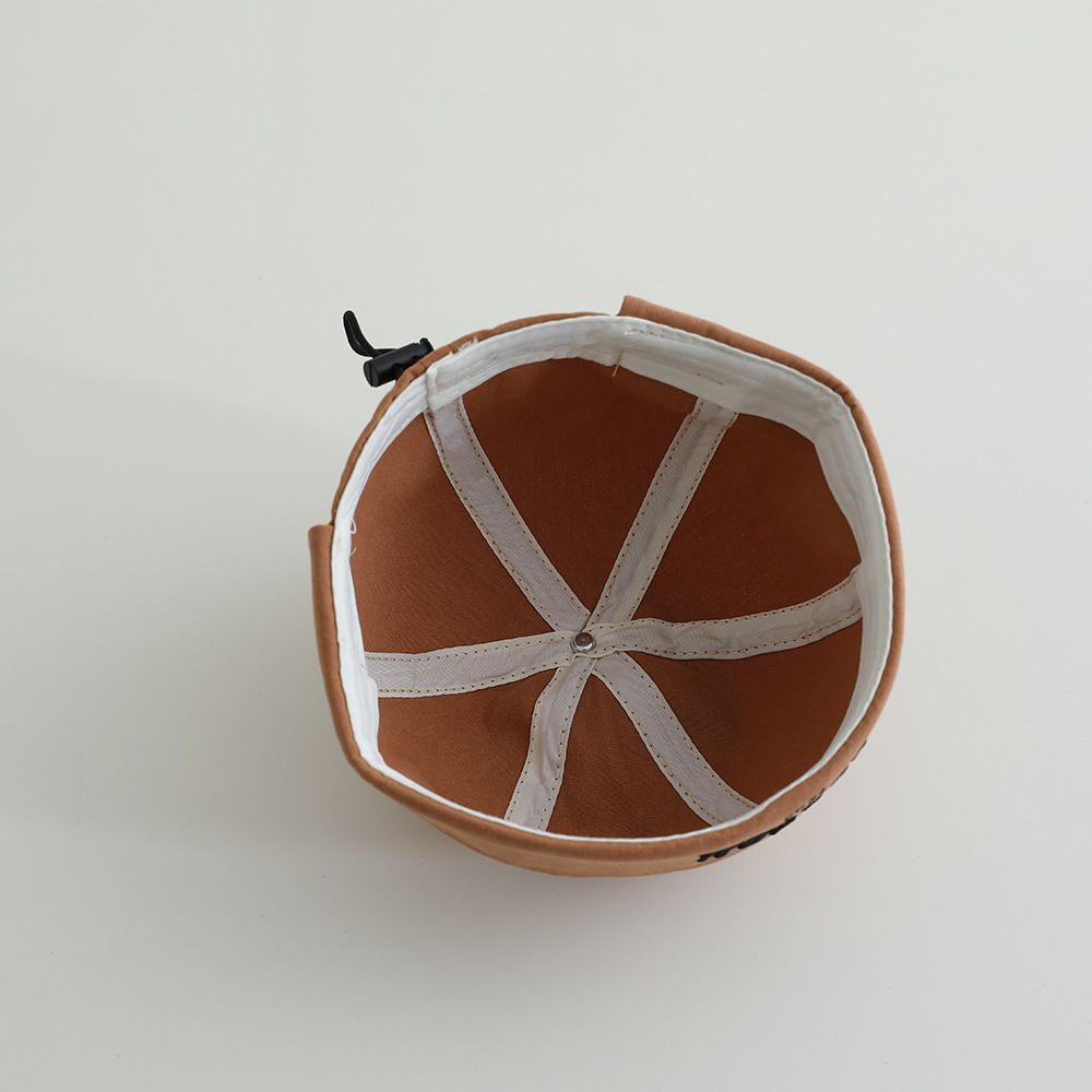 Sombreros de bebé primavera y otoño para niños primavera delgada personalidad sombrero de tierra para niños y niñas bordados letras sombrero de piel de melón bebé