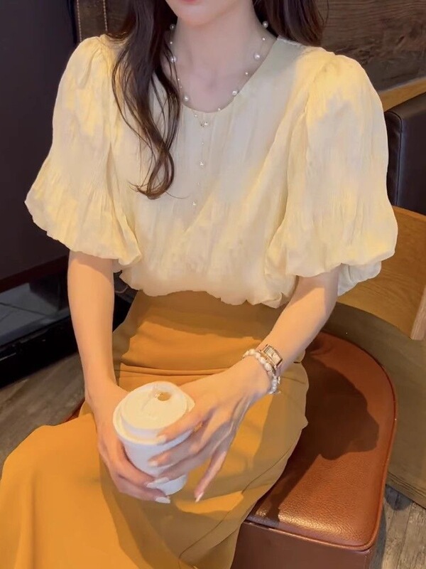 Summer French-Style Sweet and Gentle Puff-Sleeved Chiffon Shirt for Women, Beautiful and Fashionable Design, Unique and Distinctive