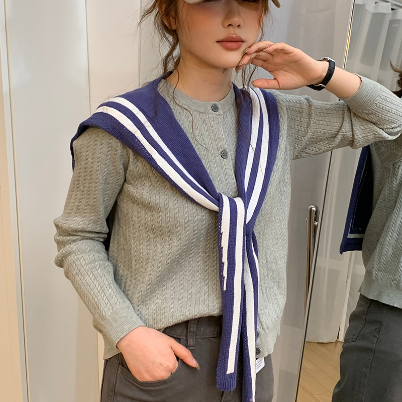 Chal de punto para mujer primavera y verano nuevo estilo azul marino a rayas estilo coreano todo-fósforo aire acondicionado decoración de la habitación cuello exterior chaleco pequeño