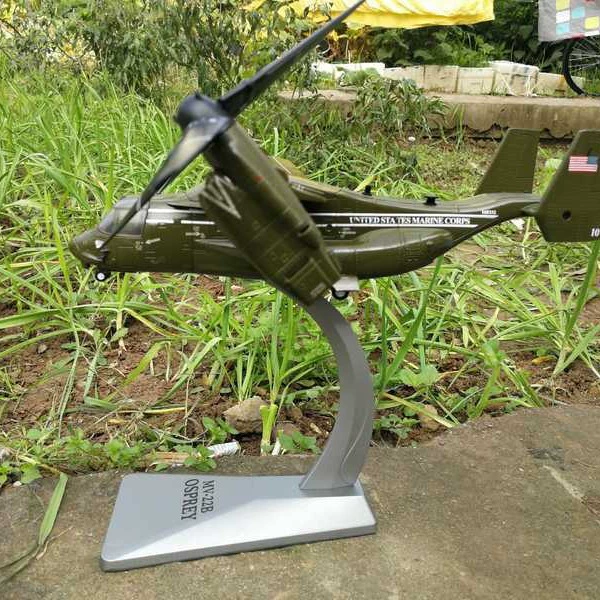 Вертикальный вертолетоносец MV-22 Merlon транспортный самолёт