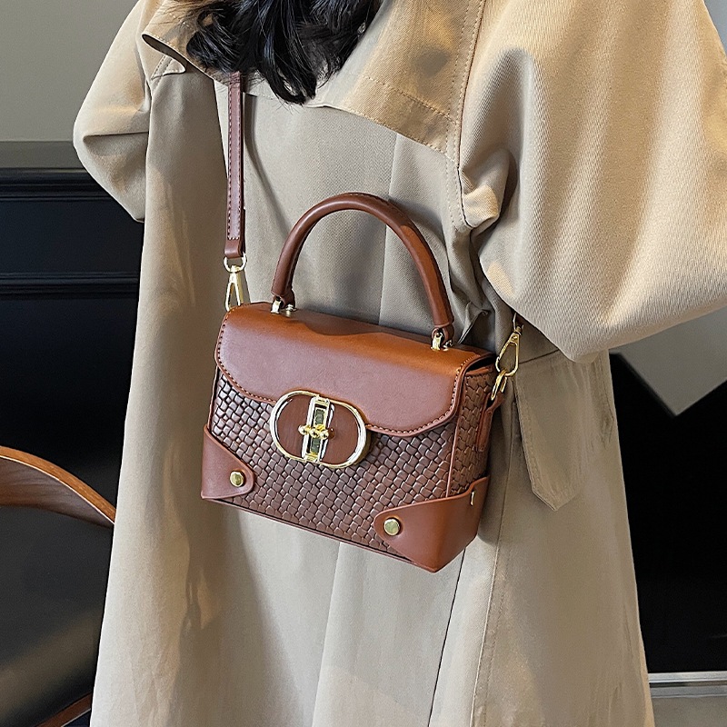 2026 nuevo bolso pequeño de moda de mujer bolso de mochila portátil bolso de aire extranjero de piel PU bolso diario bolso de mujer bolso pequeño bolso de mujer