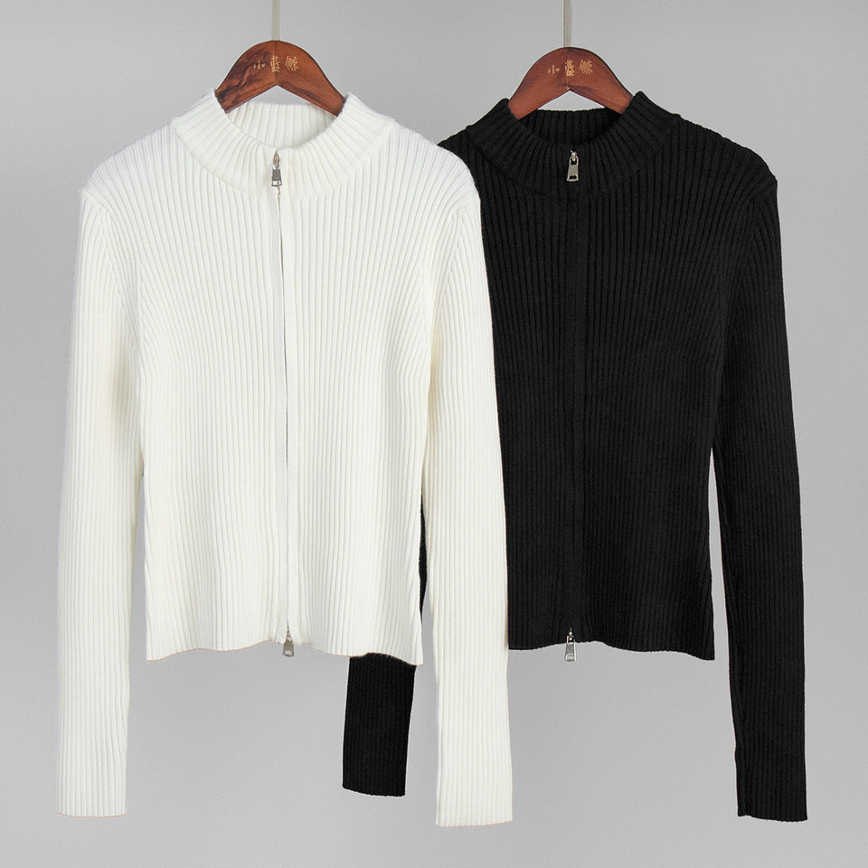 Áo cardigan len dệt kim cổ đứng, tay dài, khóa kéo đôi, dáng ôm ngắn — trắng, đen chi tiết 5