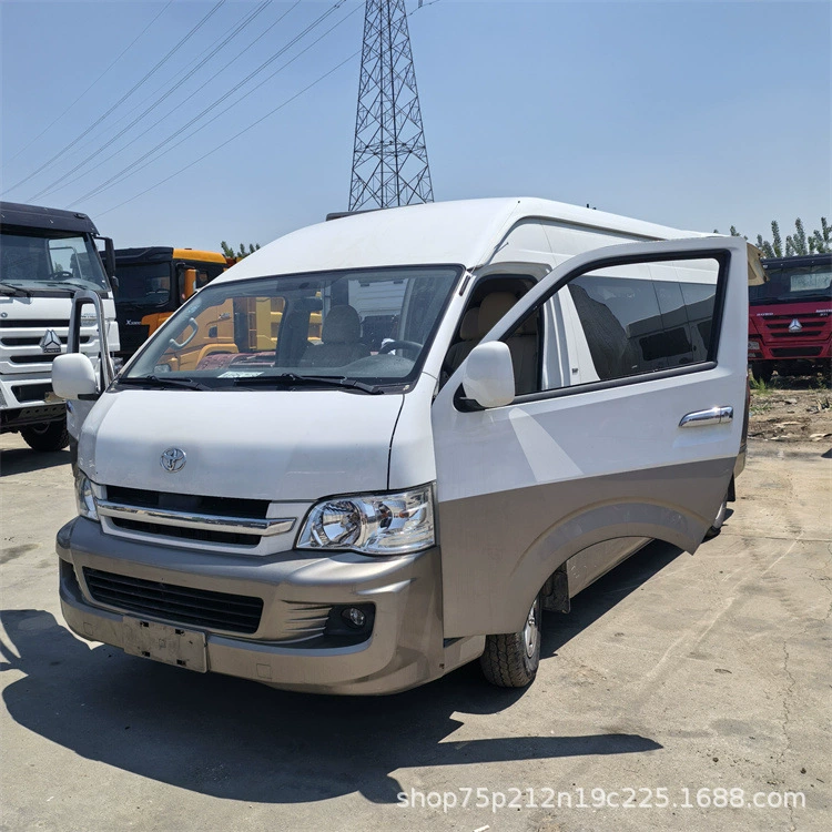 Toyota Coaster 19-23 места, антикостер 15 мест, 17 мест, 19 мест, неиспользуемый корпоративный автобус для поездок на работу.