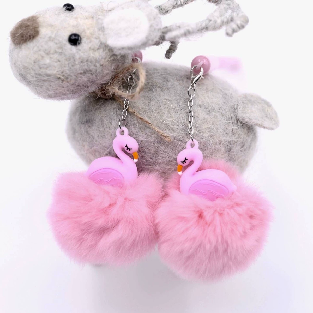 Pendant rollerball pen, 0.5 mm water-based ink, fluffy pompom pendant, students' stationery