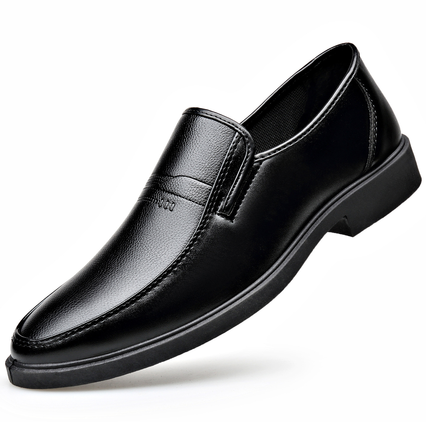 Zapatos de cuero para hombres, zapatos de cuero de gran tamaño transfronterizos para hombres, zapatos de cuero de laqueados, ropa casual de negocios, zapatos de cuero de punta británicos coreanos para hombres