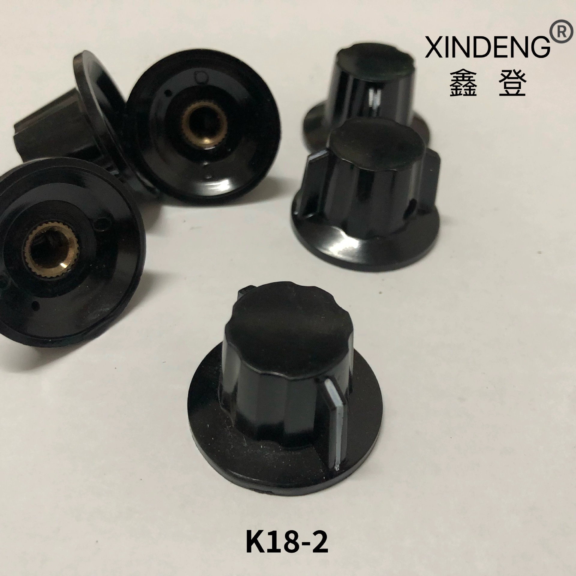 Производитель продает: ручка переключателя, ручка регулируемой скорости, аудио ручка, крышка ручки потенциометра. К18-2